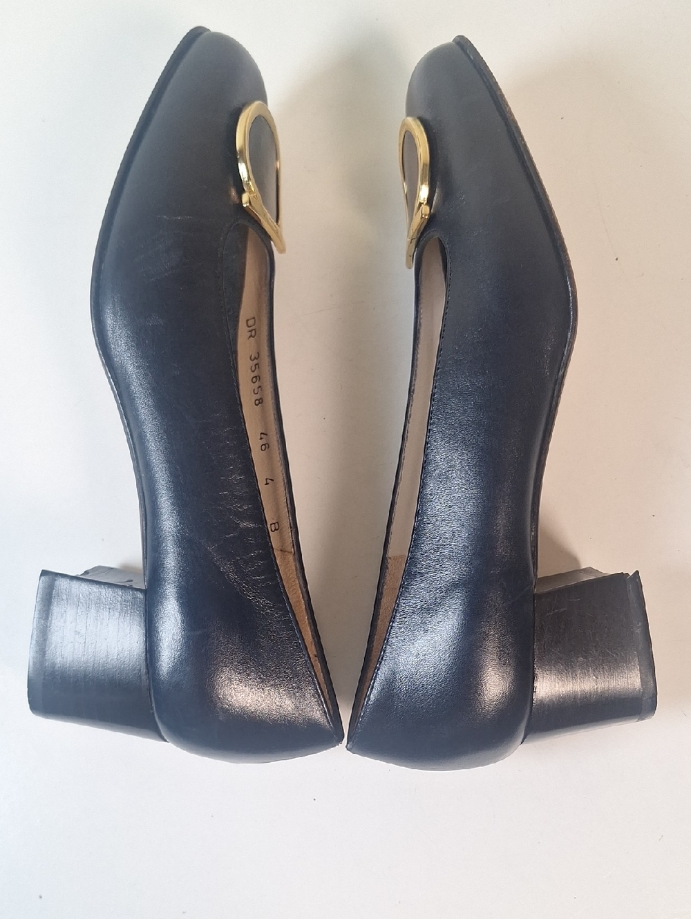 Salvatore Ferrigamo Maxi Gancini Navy/Gold  Block Heel Pumps Size 4 - Picture 9 of 13